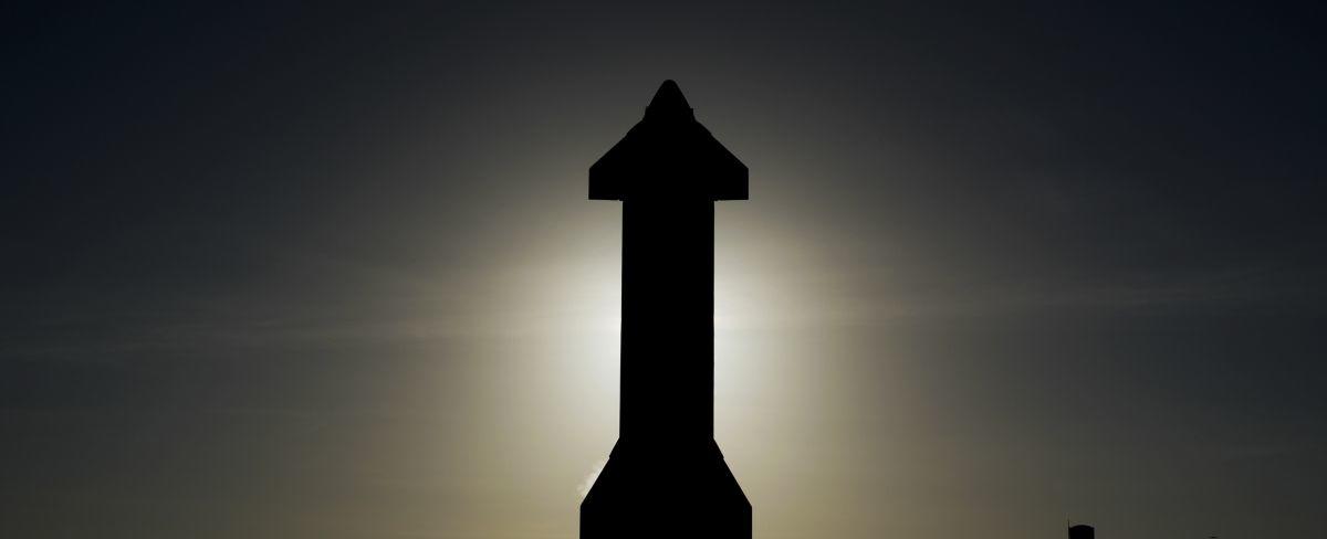 SpaceX releases stunning Starship engine test fire photos