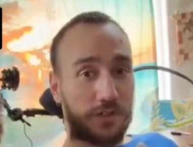 First patient of Elon Musk's Neuralink brain chip implant demonstrates playing online chess with his mind