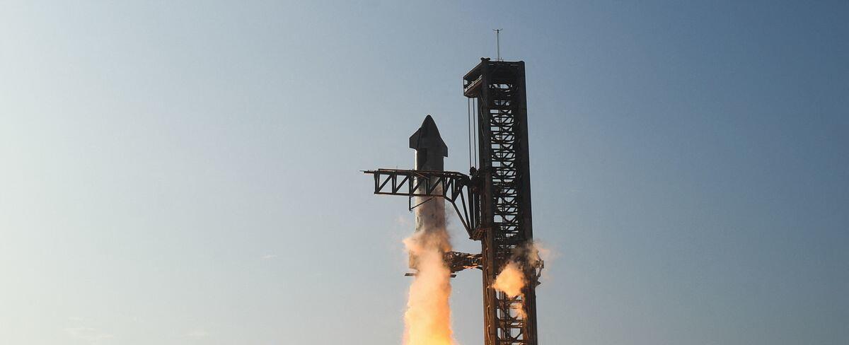 SpaceX Launch Date Depends on Repairs, Upgrades to Steel Plates