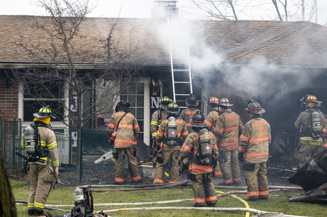 Electric-powered Tesla and Volvo destroyed in Washtenaw County garage fire