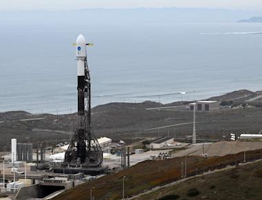 SpaceX set for Friday night launch from California coast