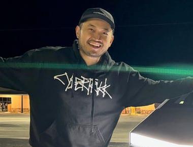 A Tesla Cybertruck Driver Put the EV Through Its Paces on a Long Trip