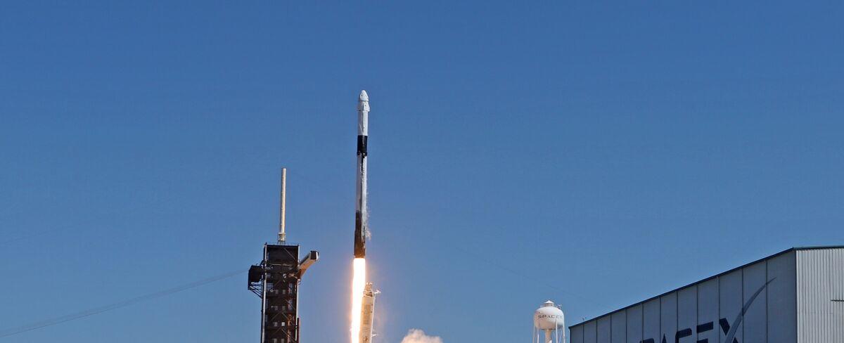 SpaceX Hires Ex-NASA Official Lueders for Key Role on Starship Program