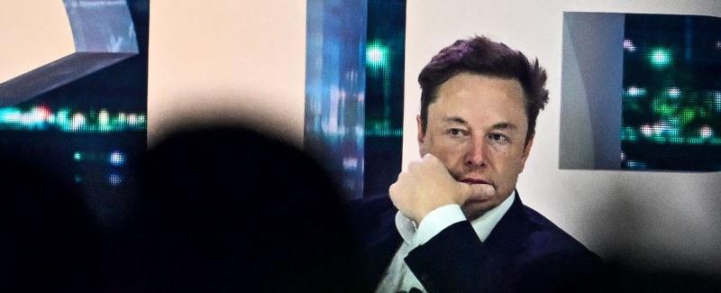 Elon Musk says Twitter has 'no actual choice' about government censorship requests | CNN Business