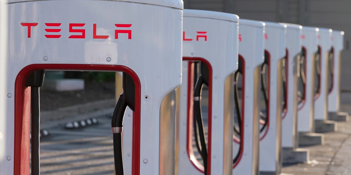 Tesla to Bring Supercharger Network to Rival, Ford, Musk Says