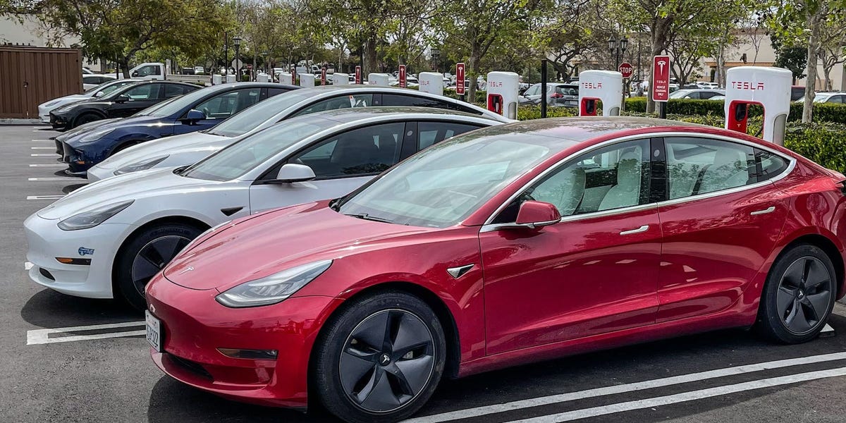 Tesla Driver Says He's 'so Lucky to Be Alive' After the Car Caught Fire