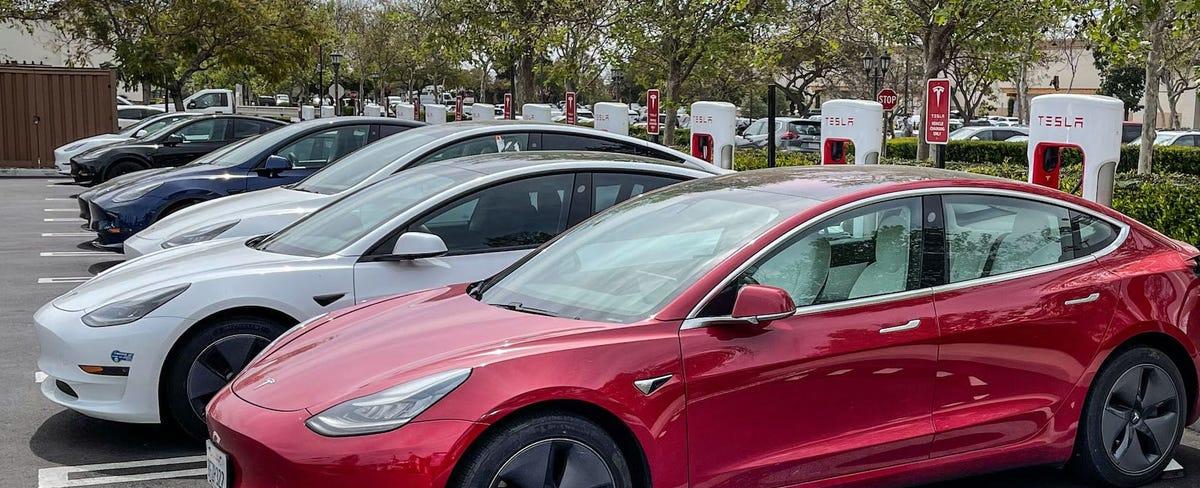 Tesla Driver Says He's 'so Lucky to Be Alive' After the Car Caught Fire