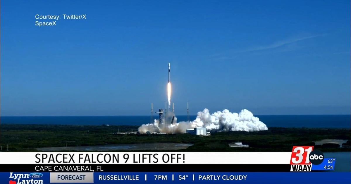 SpaceX Falcon 9 blasts off