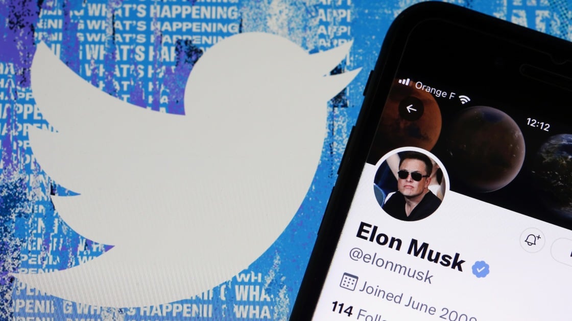 Elon Musk Threatens to Sue Microsoft After it Drops Twitter From Ad Platform