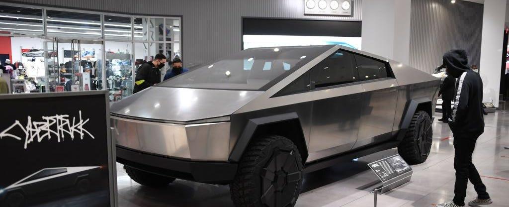 Tesla Reinstates Clause That Threatens to Sue Cybertruck Resellers for $50K