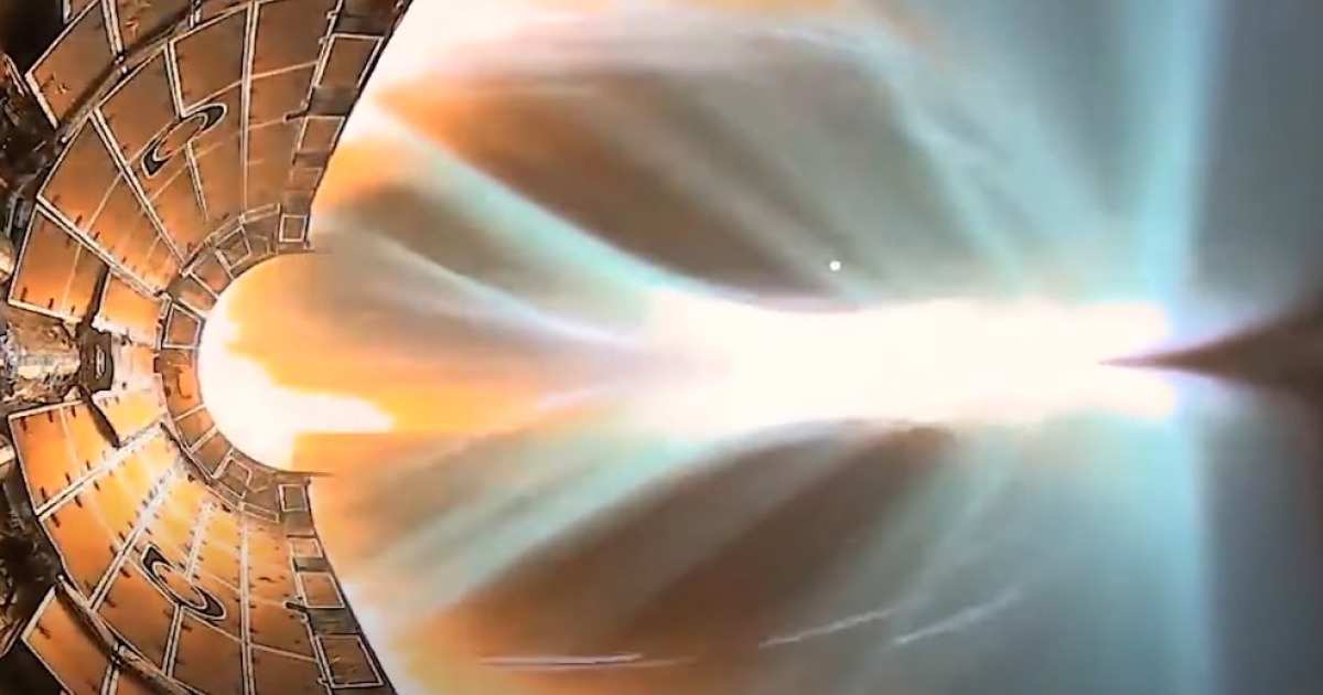 SpaceX comparte imágenes surrealistas del Falcon Heavy | Digital Trends Español