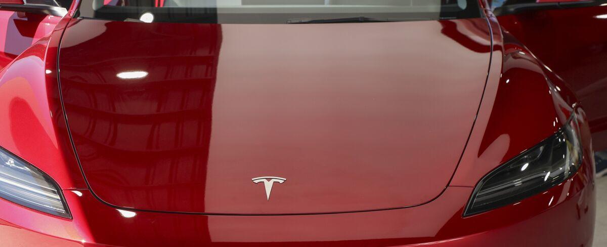 Tesla (TSLA) Price Cuts Trigger New Round in China EV War With Li Auto Slashing