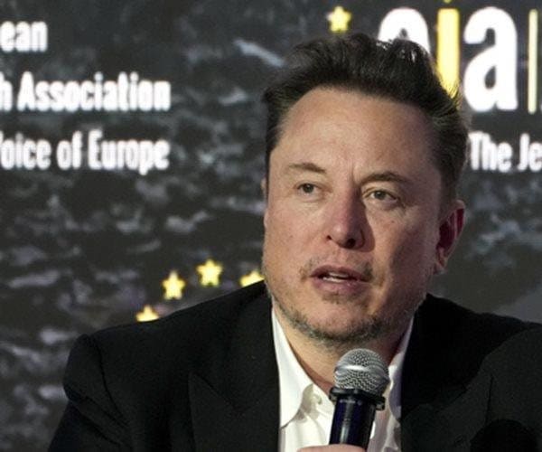 Neuralink Moves Home to Nevada after Judge Invalidates Tesla Pay Deal