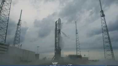 SpaceX Falcon 9 launch lifts off from Cape Canaveral