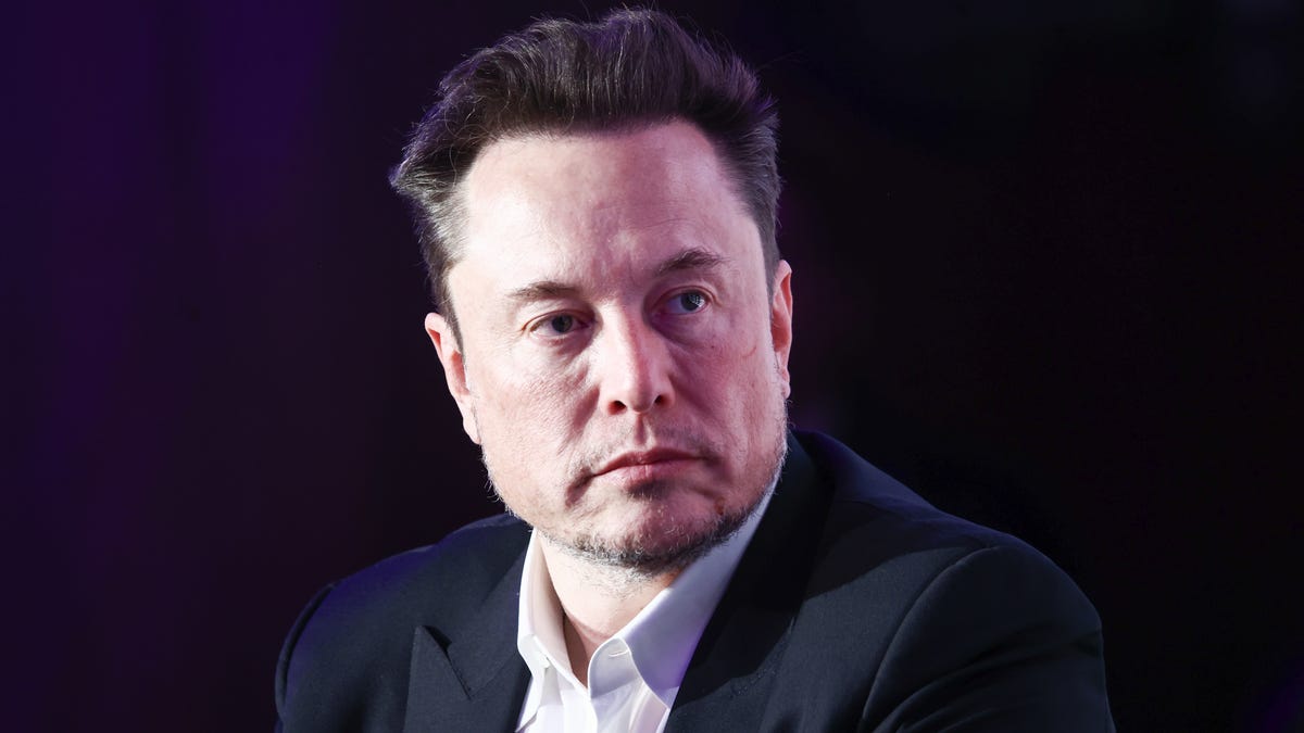 Elon Musk's Tesla stake surges closer to demand to build AI, robots