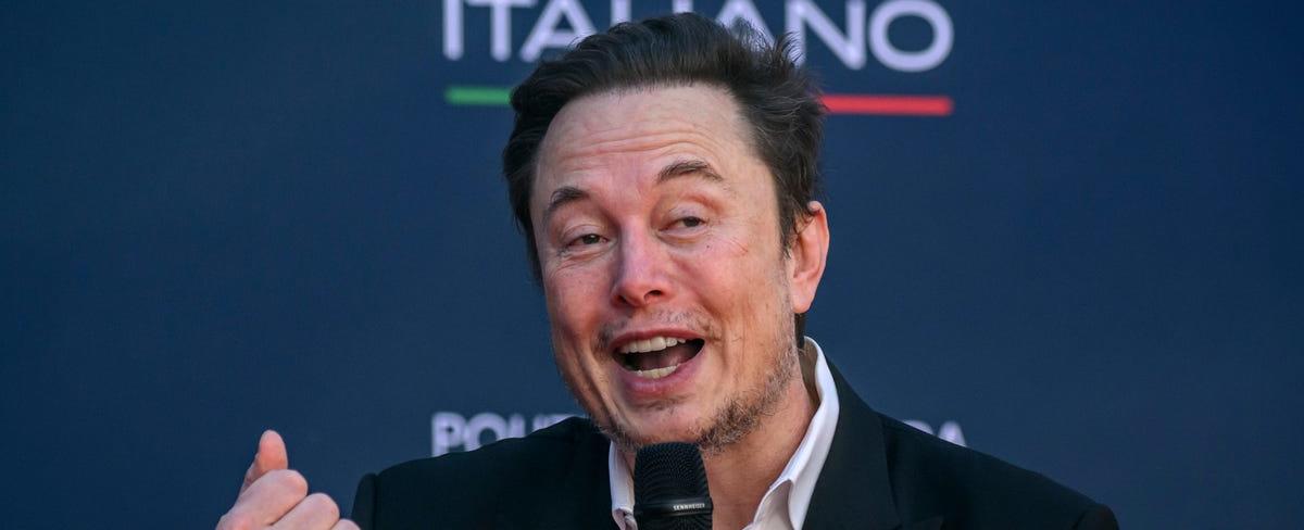 Tesla CEO Elon Musk Tells Cathie Wood He Hates Running Public Company
