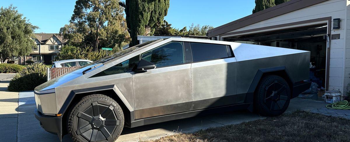 La razón por la que no verás Tesla Cybertruck en España o Europa