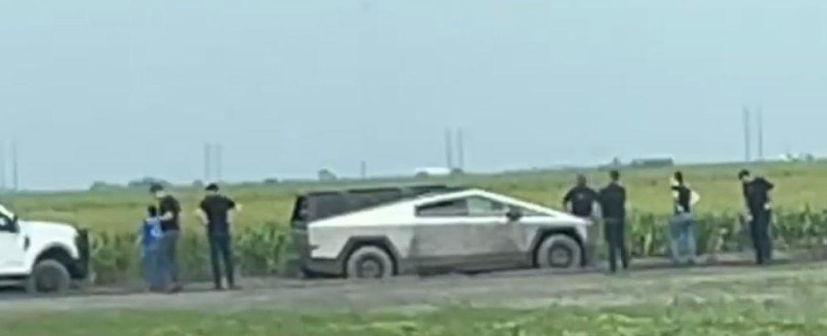 Tesla Cybertruck prototype spotted stuck in a field