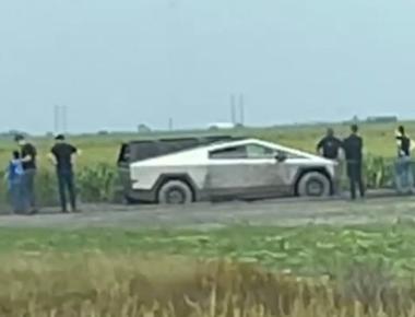 Tesla Cybertruck prototype spotted stuck in a field