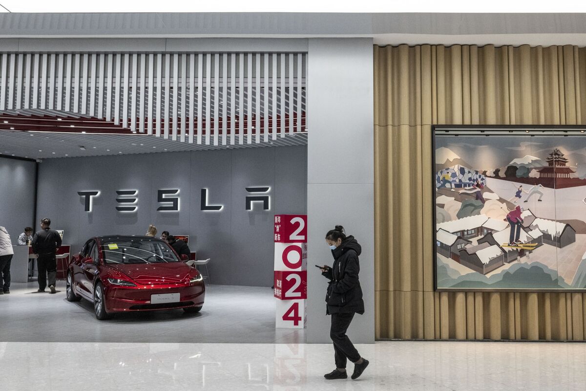 Tesla Trims Output of Cars in China Amid Slower EV Sales Growth