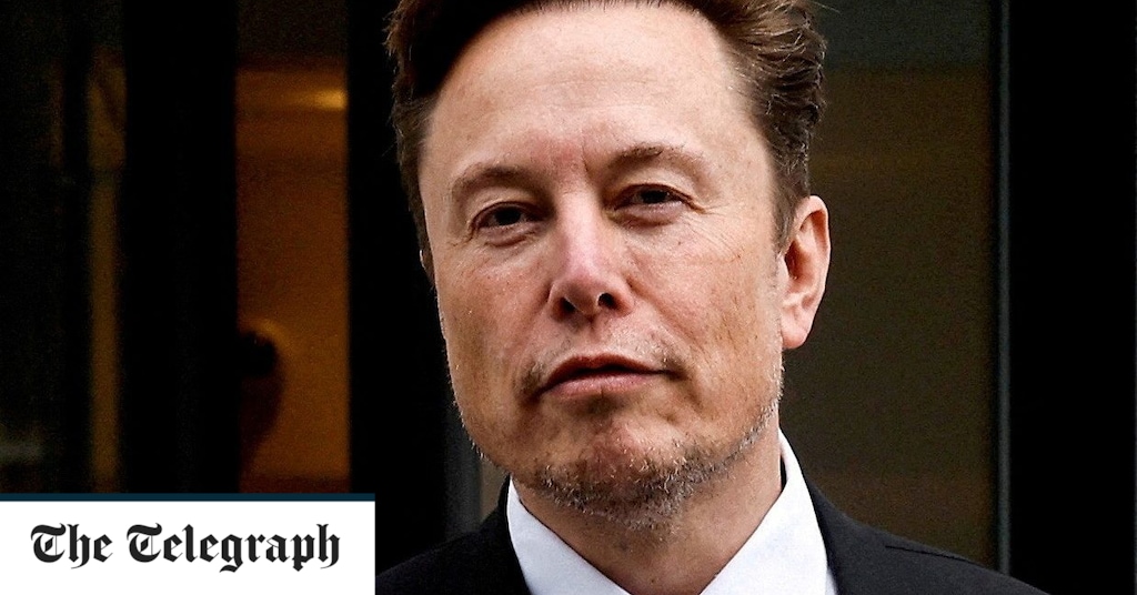 Elon Musk says Tesla will 'strongly consider' building gigafactory in England