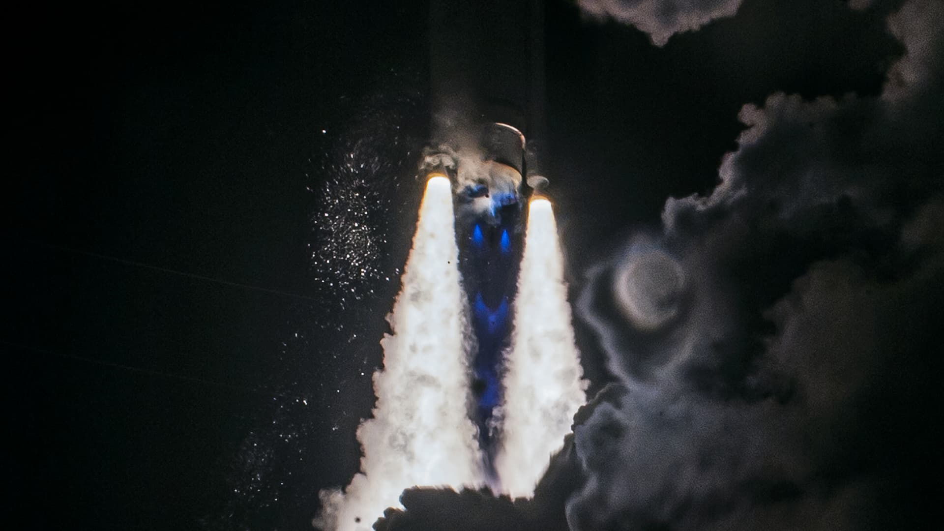 ULA Vulcan rocket launches as the newest challenger to SpaceX