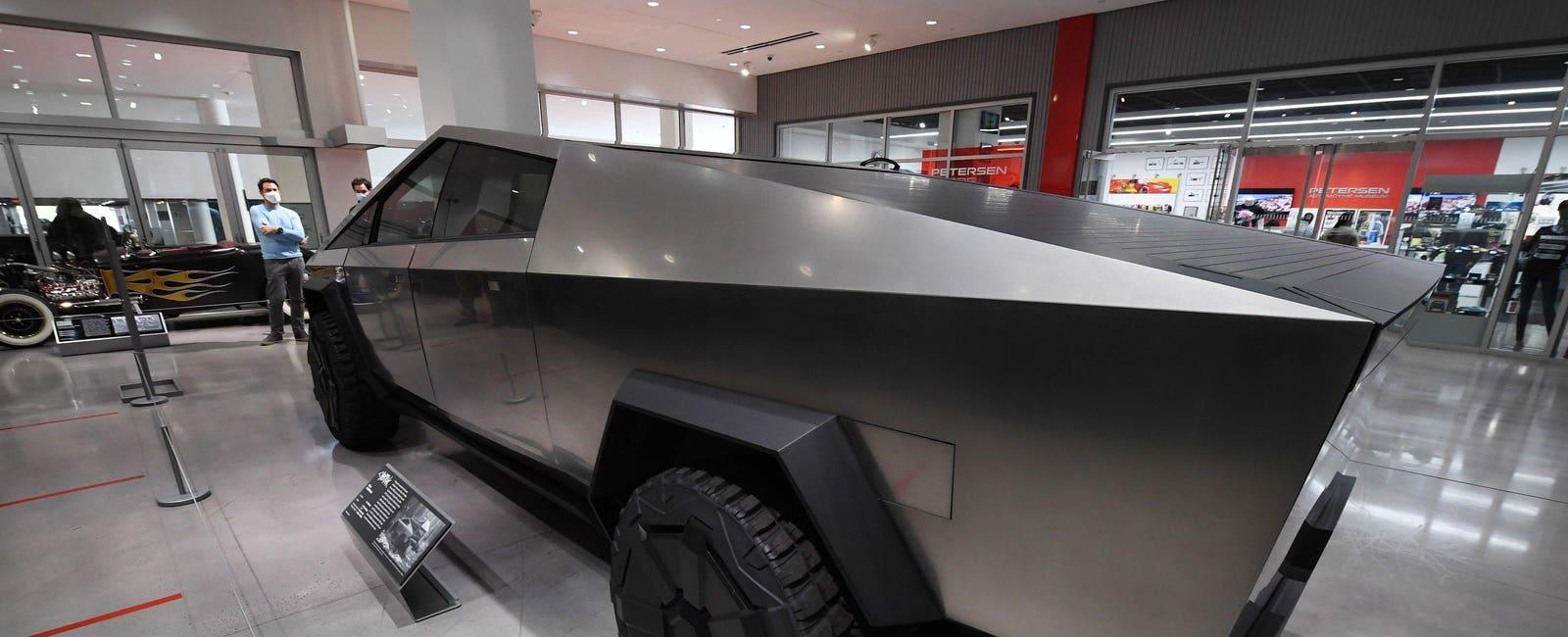 As ‘Radical’ Tesla Cybertruck Hype Soars, Naysayers Pounce