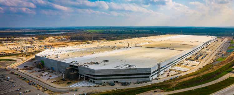 Tesla triples total workforce at Austin gigafactory (NASDAQ:TSLA)