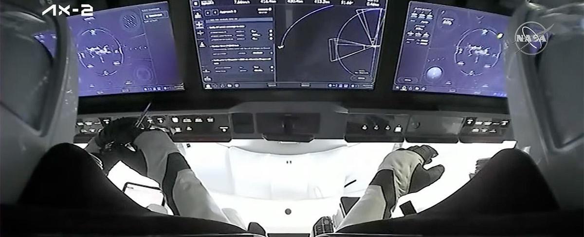 SpaceX Crew Dragon capsule carries 4 commercial astronauts to space station