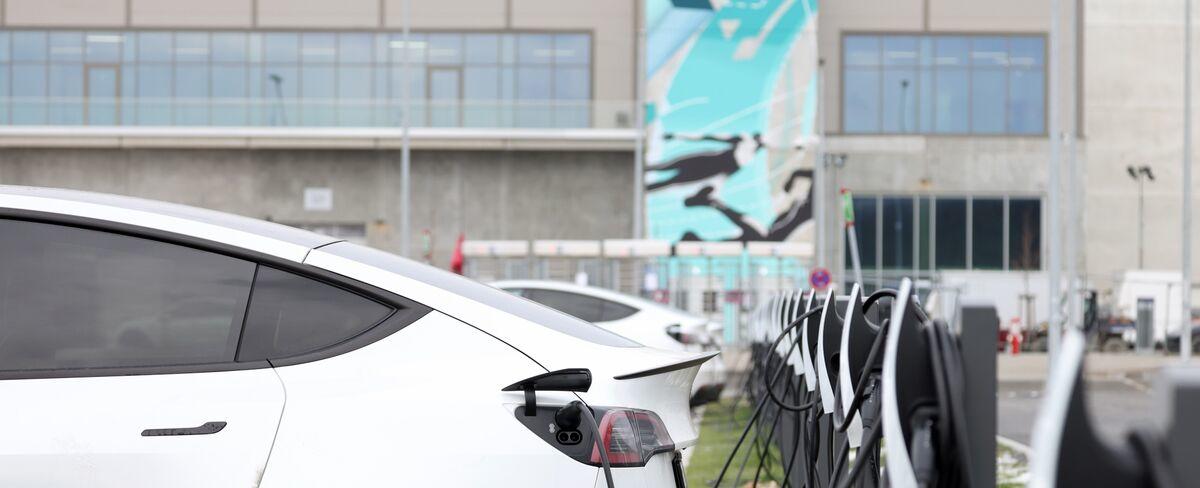 CATL Working With Tesla on Fast-Charging Cells, Supplying Nevada