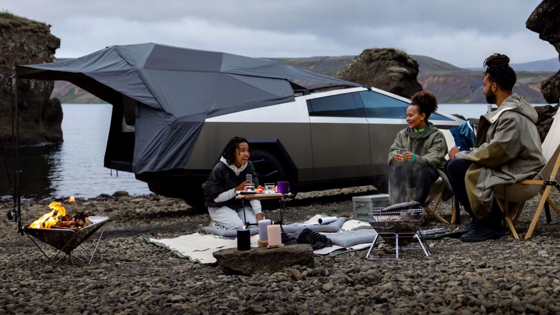 10 Interesting Accessories That You Should Get For Your Tesla Cybertruck | Flipboard