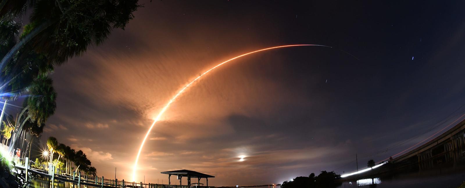 SpaceX Starlink mission launches Saturday after one-day postponement