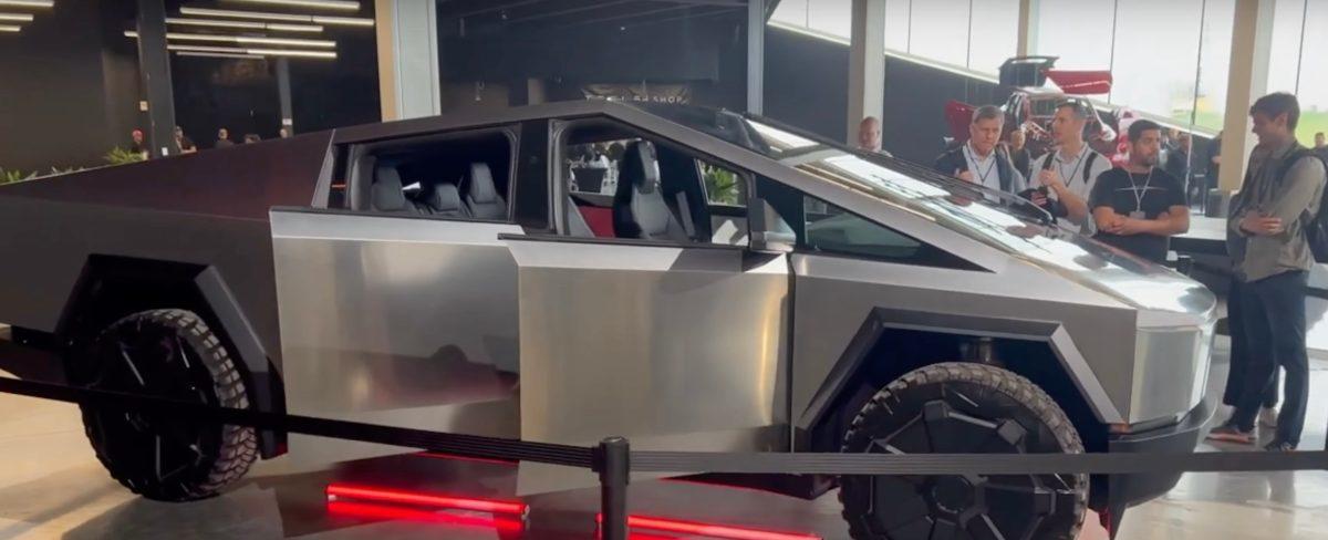 Tesla Cybertruck size revealed? How does it compare to a Ford Raptor?