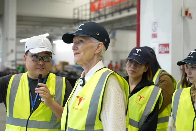 Elon Musk's mother visits Tesla's Shanghai Gigafactory