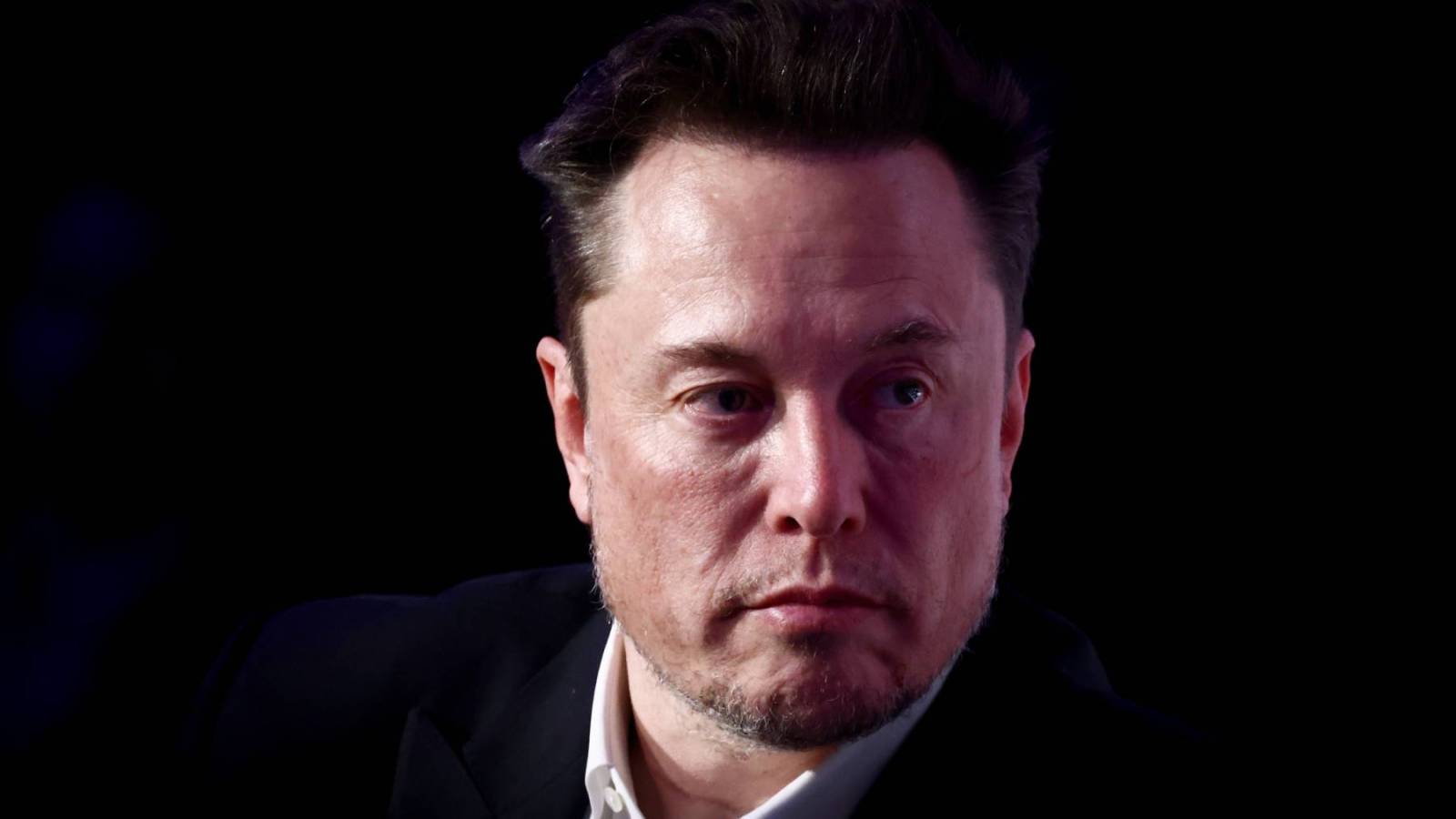 Elon Musk Accused of Trying to 'Distort’ SEC Twitter Investigation