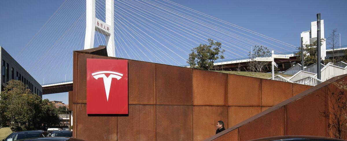 Tesla (TSLA) Stock Price May Already Reflect Elon Musk AI Dreams