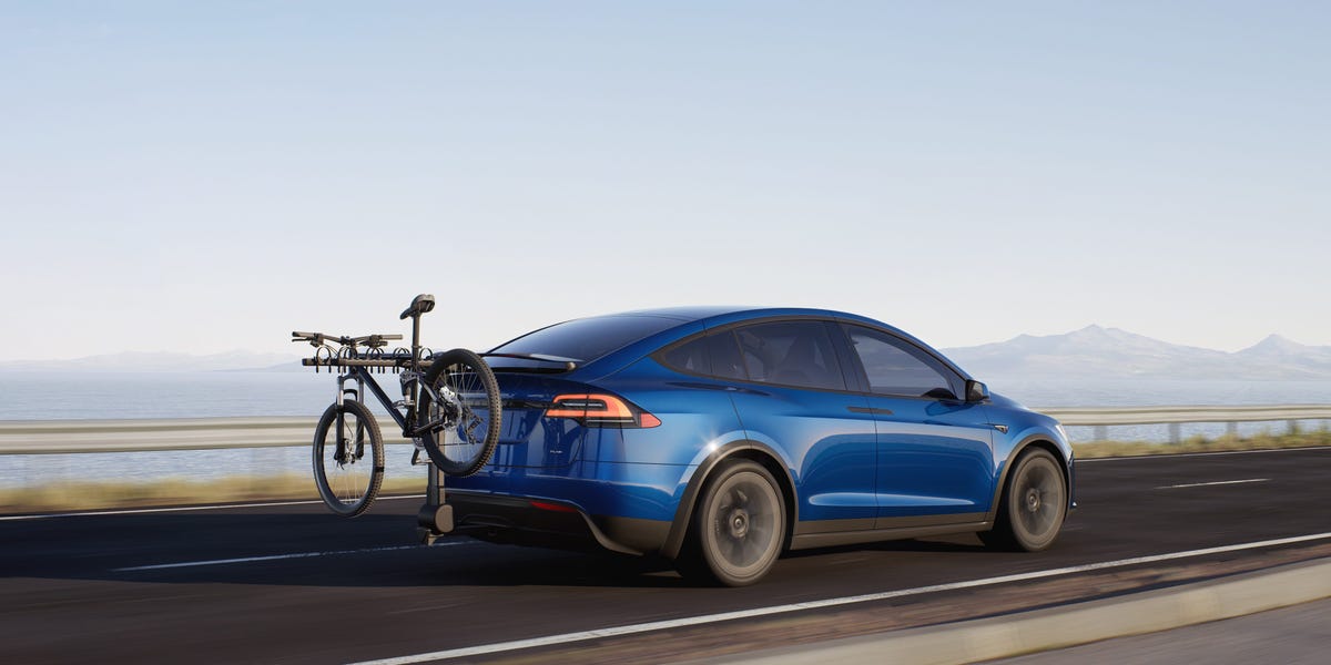 Elon Musk Said Tesla Would Finally Advertise: It Just Dropped a Video