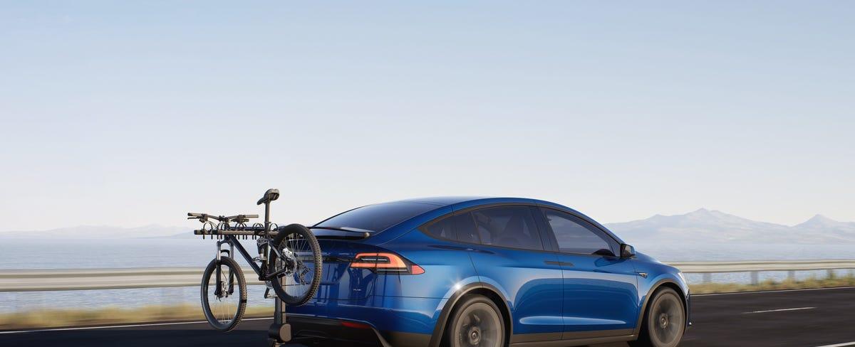 Elon Musk Said Tesla Would Finally Advertise: It Just Dropped a Video