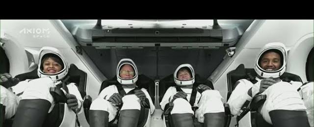 SpaceX Falcon 9 delivering four astronauts to International Space Station