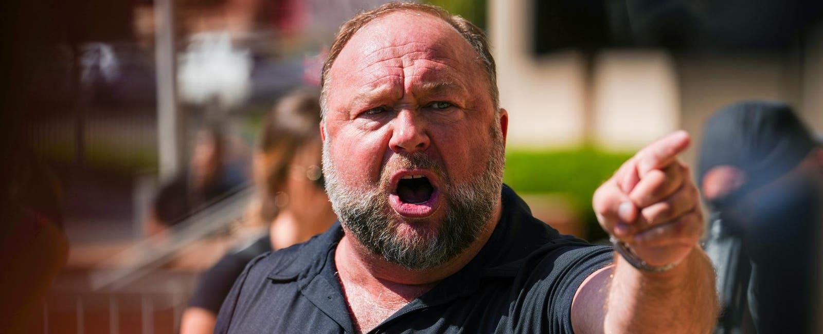 Elon Musk Signals Alex Jones Could Be Reinstated To X 5 Years After Twitter Permanently Banned Him