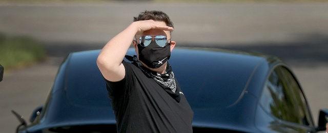 Report: Elon Musk Accidentally Reveals Alternative Twitter Account Where He Tweets as 2-Year-Old Son 'X Æ A-12'