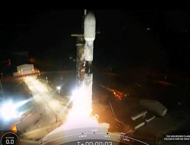 SpaceX pushes Falcon 9 rocket launch to Sunday evening