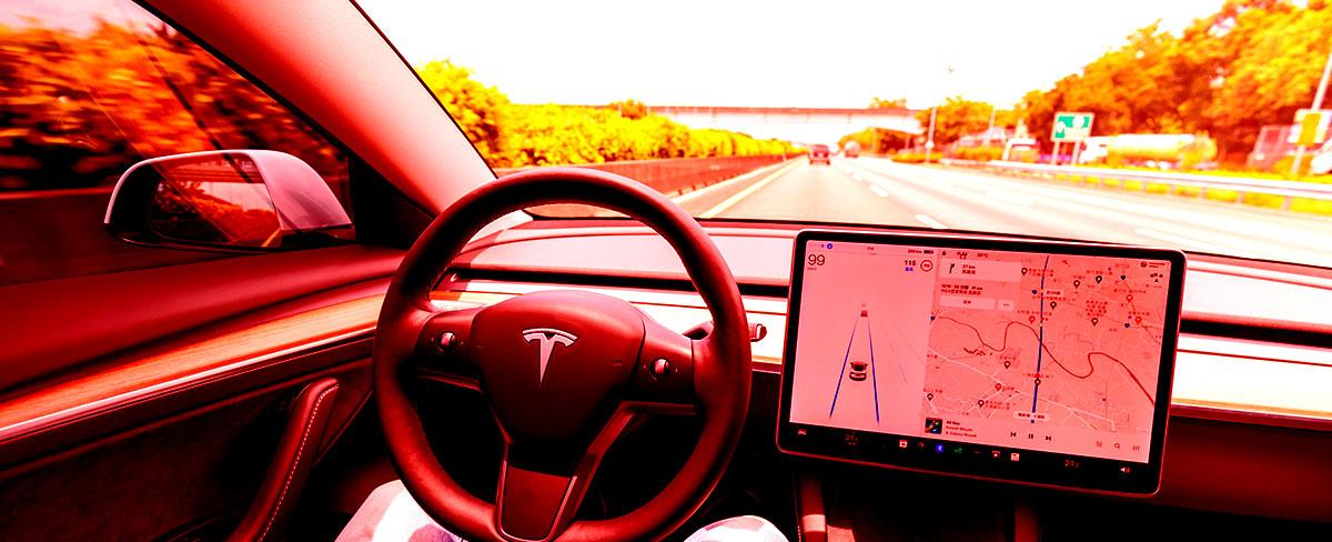 Tesla Driver Forced to Pay After Killing Two People on Autopilot