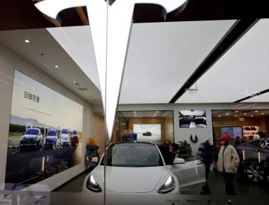 Tesla to hit record quarterly sales in China even as market share shrinks, analysts say