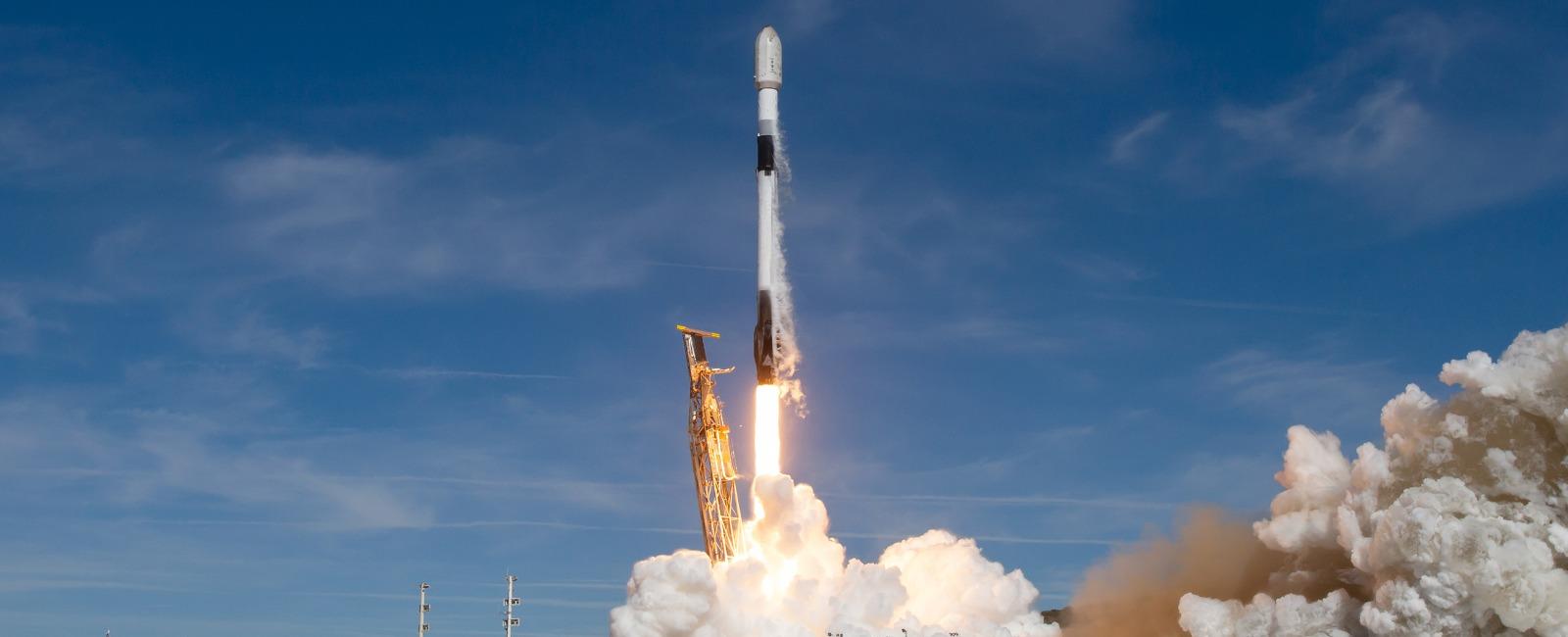 SpaceX Launches Two Falcon 9 Rockets Within Six Hours, Successfully Deploys 46 Satellites