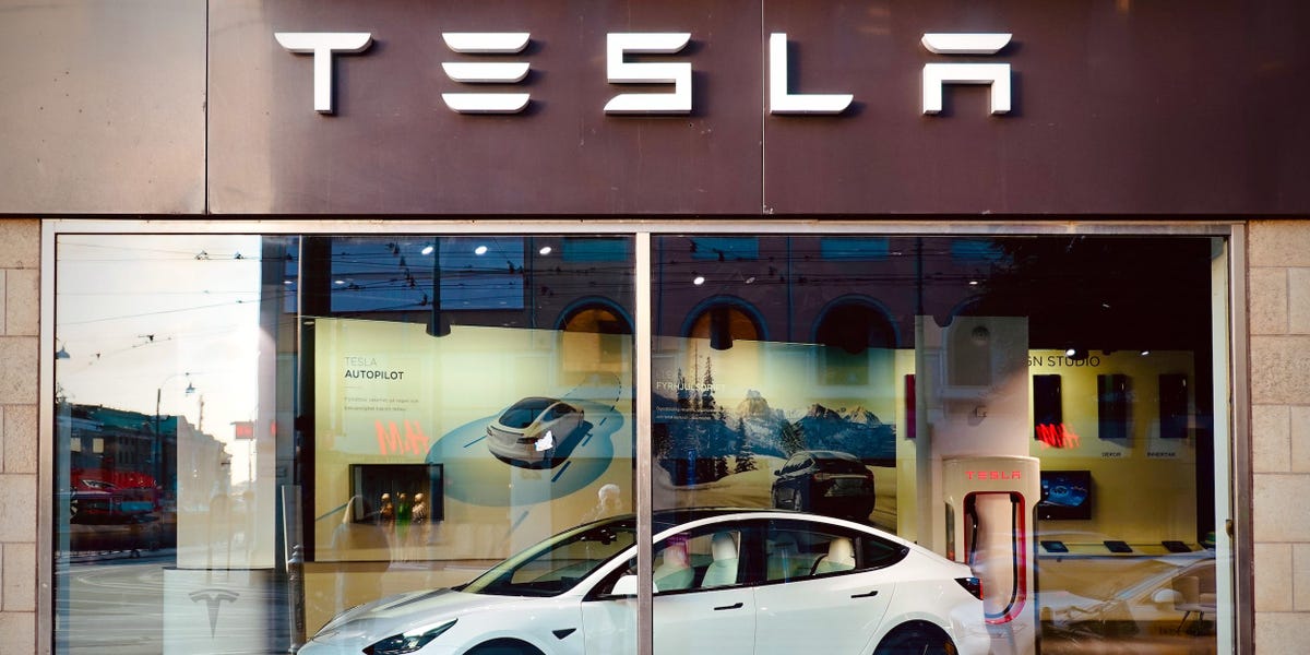 Elon Musk Has Started a Fight With Tesla Workers He's Unlikely to Win