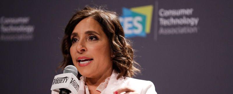 Former NBCU exec Linda Yaccarino prepares to take over Twitter CEO role from Elon Musk | CNN Business