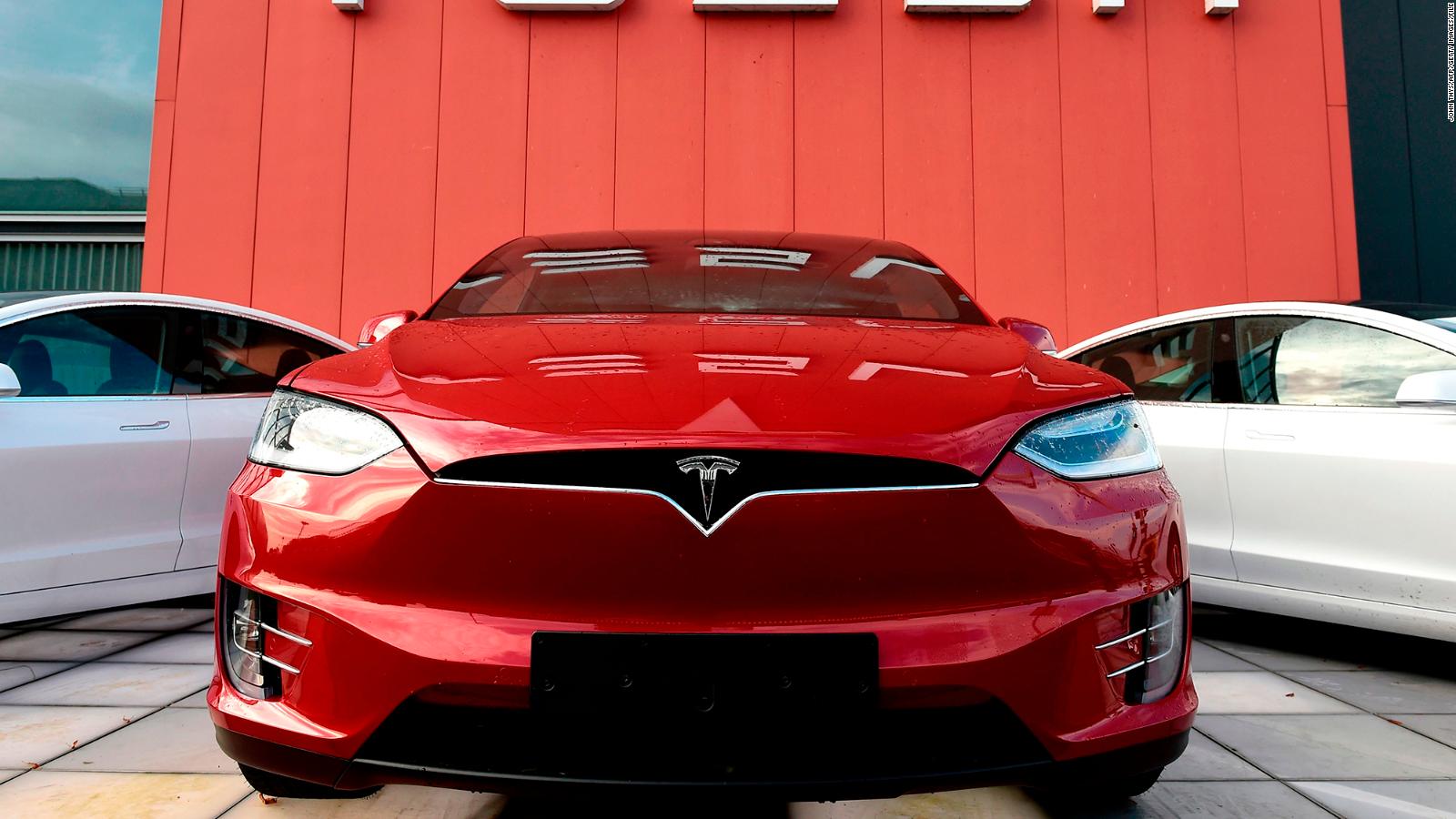 Elon Musk dice que su fábrica de Shanghái fabrica los Tesla de "la más alta calidad"