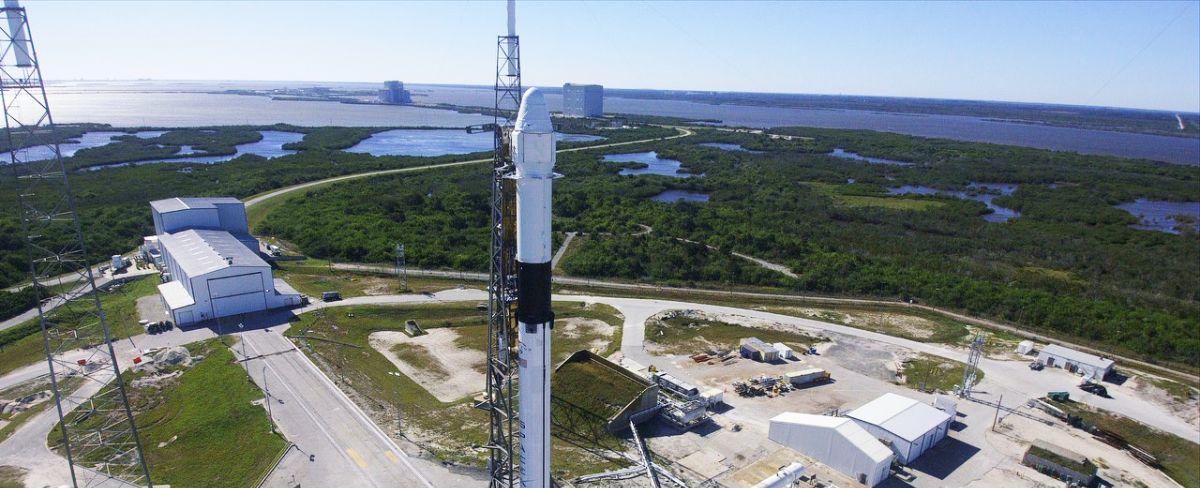 You can watch SpaceX launch 21 Starlink V2 satellites on April 19