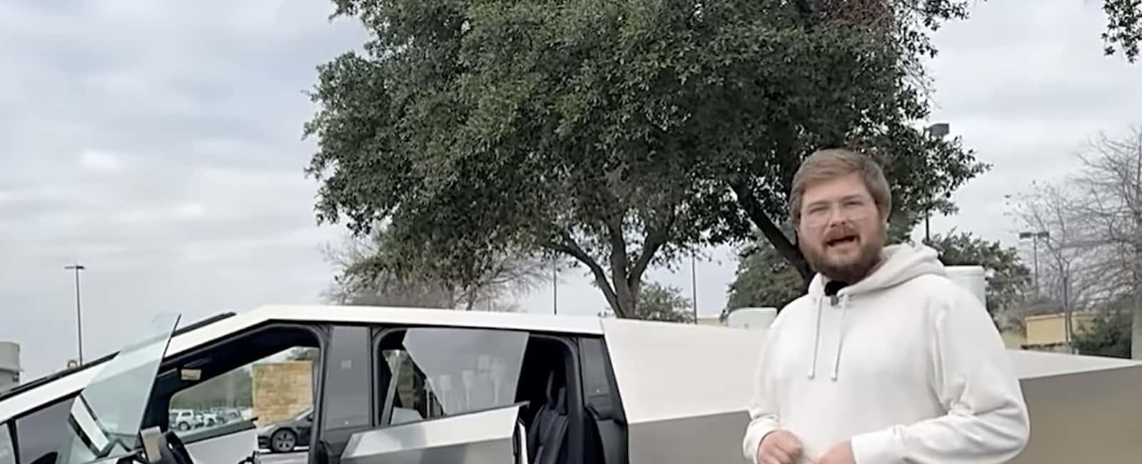 Is The Tesla Cybertruck A Dud? An Experienced EV Reviewer Thinks So